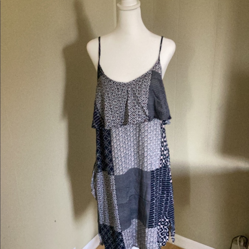 Dark blue pattern dress